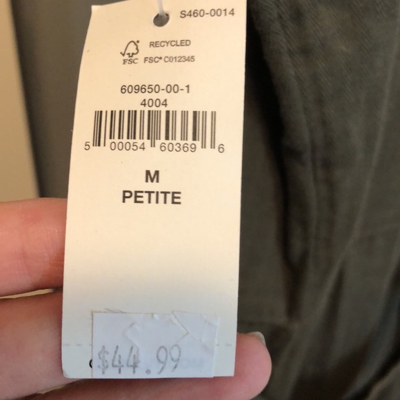 NWT Old Navy women’s green/olive dress size Medium - Picture 3 of 4